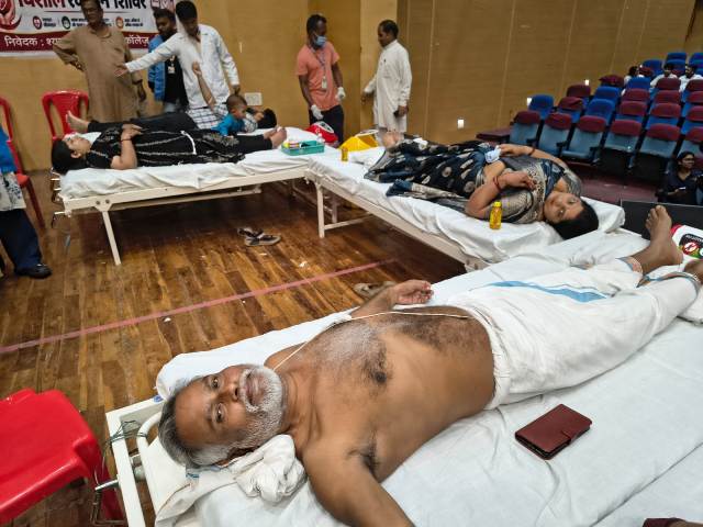 Blood donation at Krishna Raj Kapoor Auditorium Rewa
